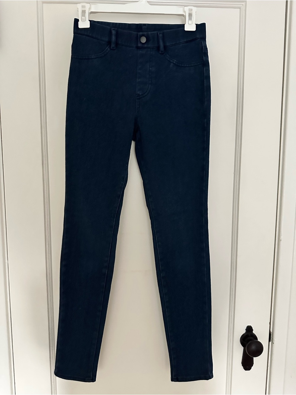 Uniqlo women size S Dark Navy Slim High-Rise Jeggings